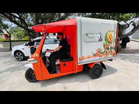 崑山科技大學鐘副校長駕駛嘟嘟車